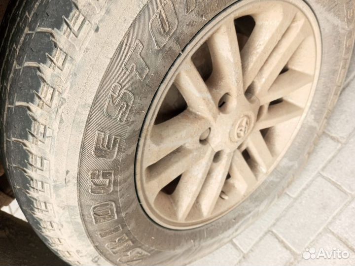 Bridgestone Dueler H/T 667 265/65 R17 112S