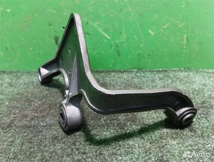 Кронштейн Citroen C5 2009