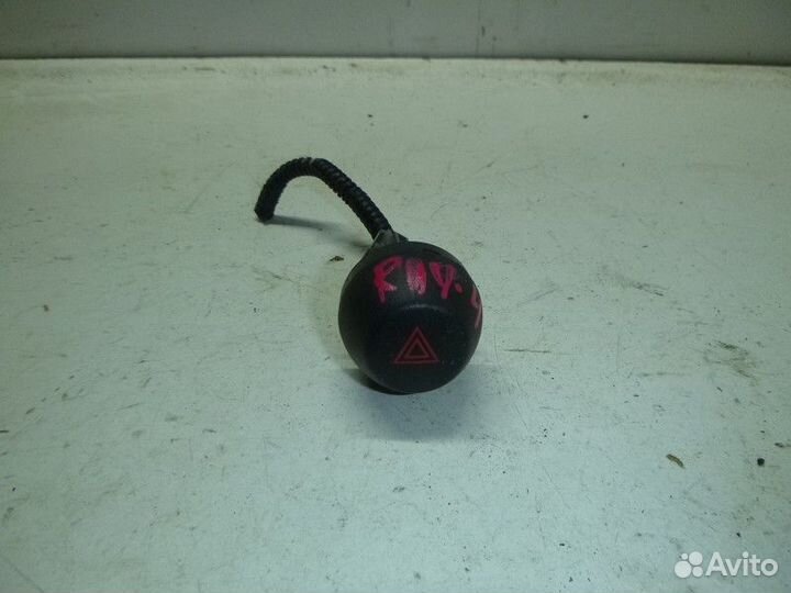 Кнопка аварийной сигнализации toyota RAV 4 2006