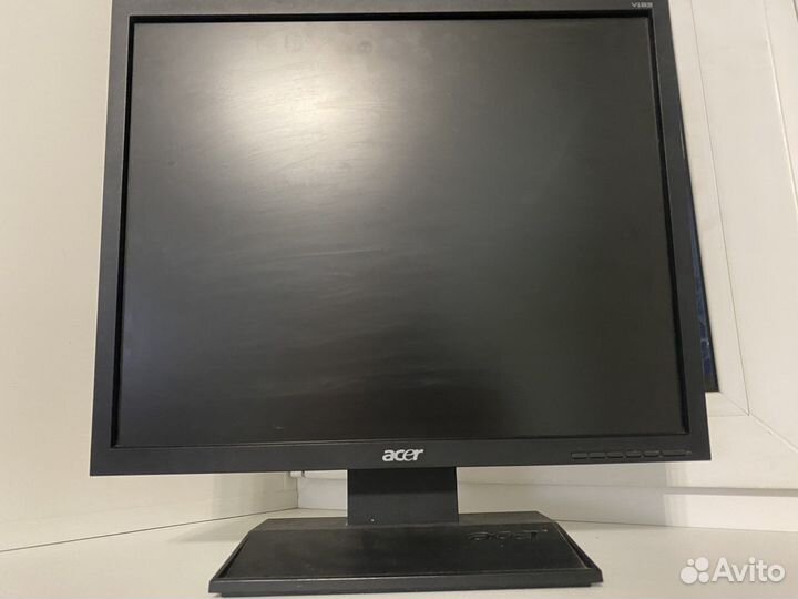 Монитор Acer V193Db