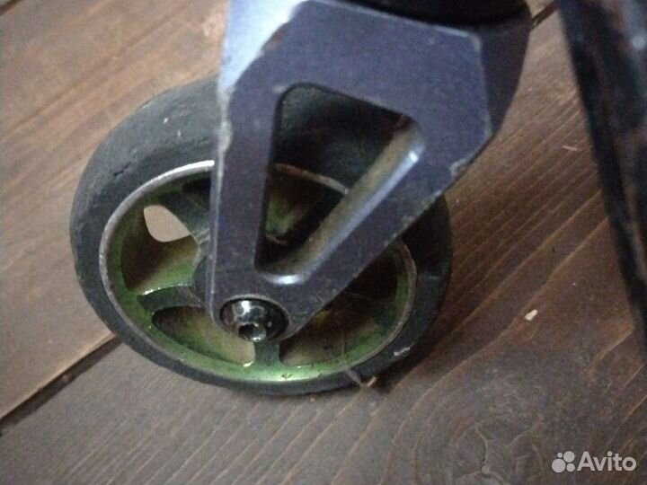 Трюковой самокат