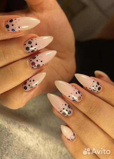 Маникюр и педикюр