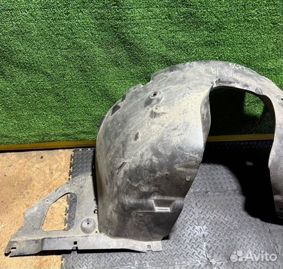 Защита арок (подкрылок) задняя правая Peugeot 208