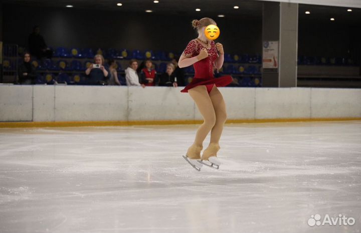 Платье для фигурного катания
