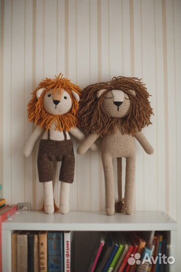 Игрушка лев