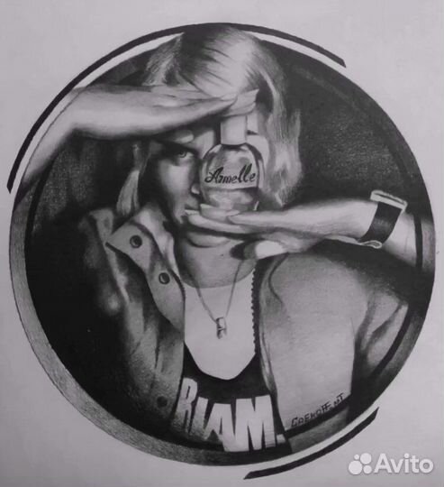 Портрет на холсте