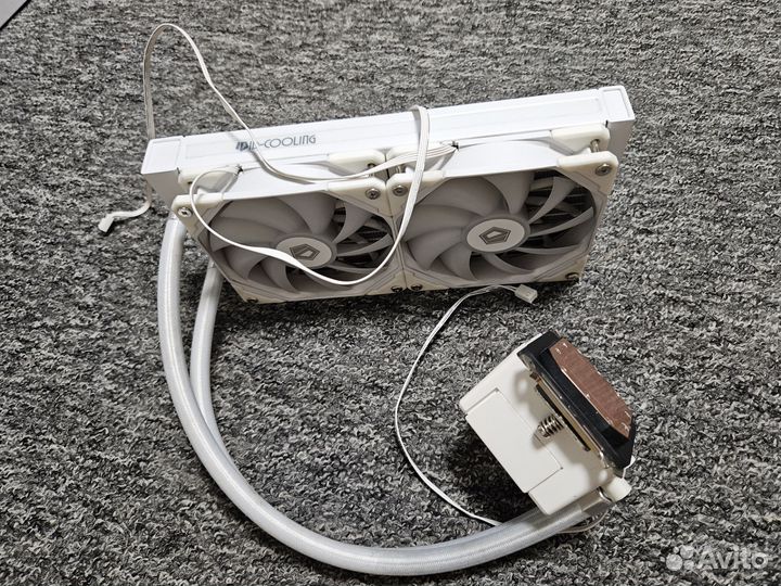 Сжо # ID-cooling dashflow 240 basic white