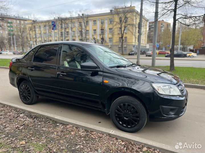 LADA Granta 1.6 МТ, 2015, 195 438 км