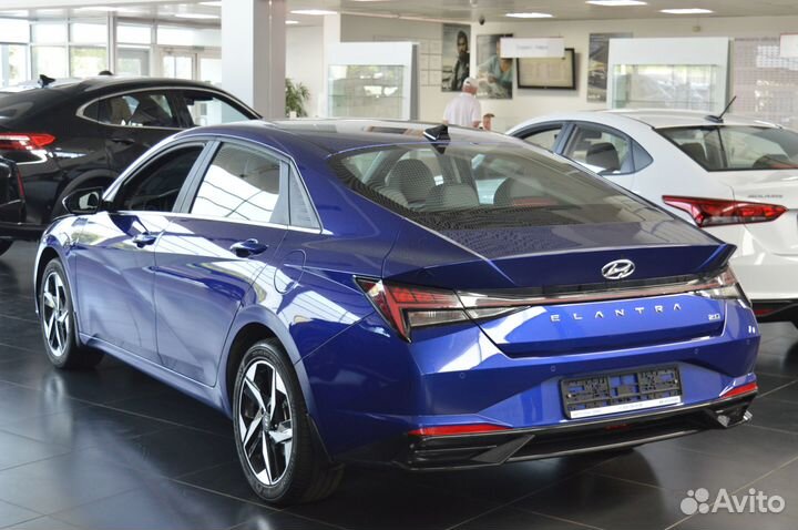 Hyundai Elantra, 2021