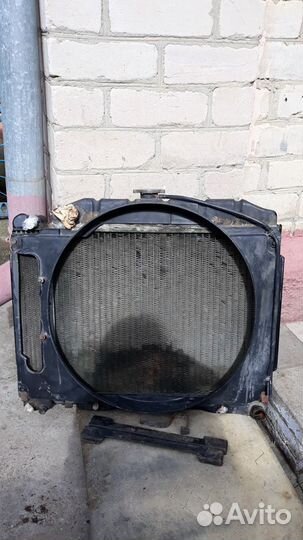 Радиатор Мерседес W 116