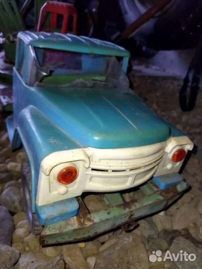 Игрушка грузовик кран ЗИЛ 130 автокран СССР