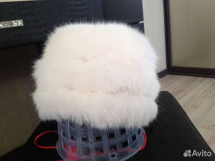 Шапка из меха лисы новая