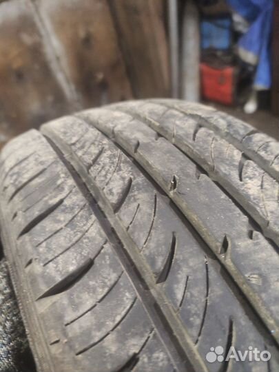 Dunlop SP Touring T1 185/55 R15 и 195/50 R15