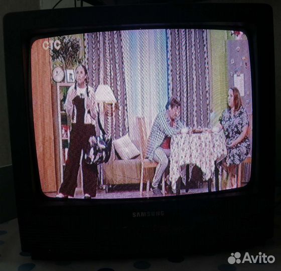 Телевизор samsung