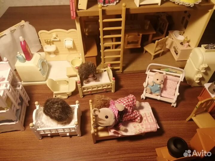 Sylvanian Families домик с мебелью и аксессуарами