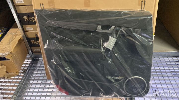 Обшивка передней двери внутренняя Chevrolet Captiv