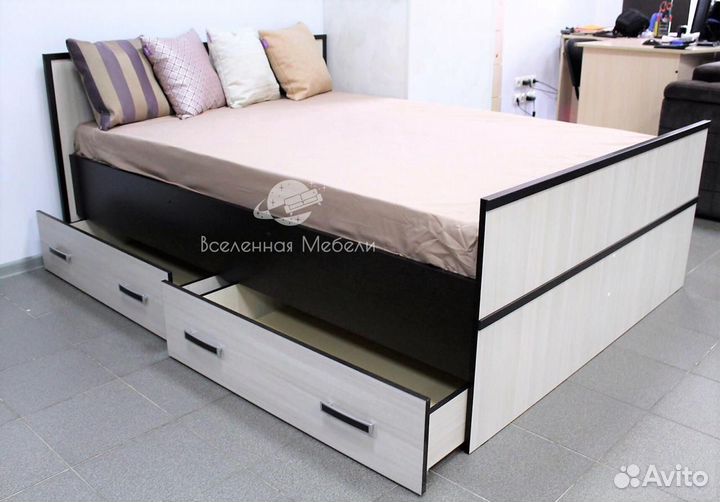 Кровать двухспальная