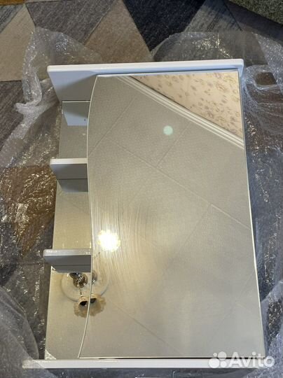 Шкаф с зеркалом