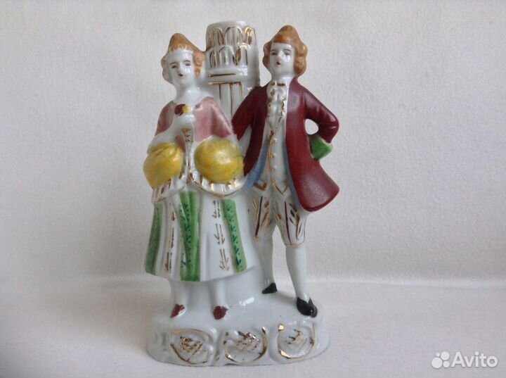 Старинная статуэтка Дама с кавалером