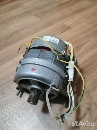 Двигататель стиральной машины