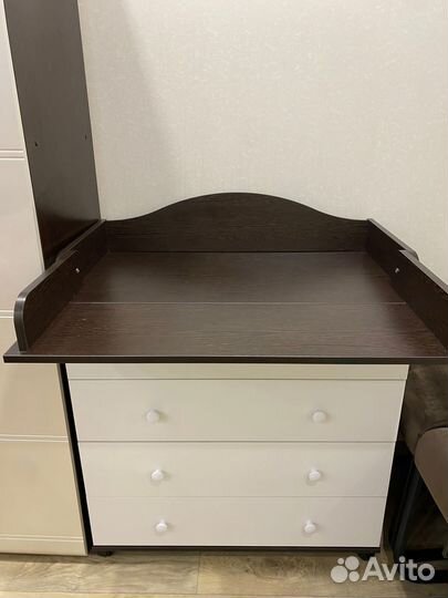 Пеленальный столик комод