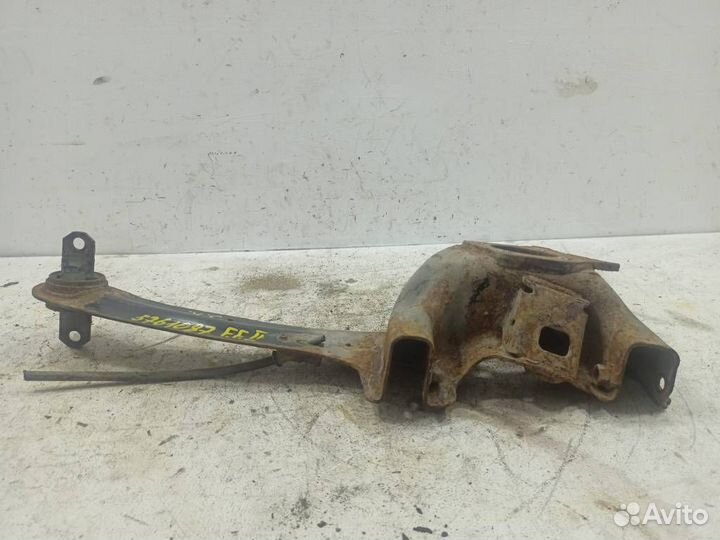 Кулак задний левый Форд
