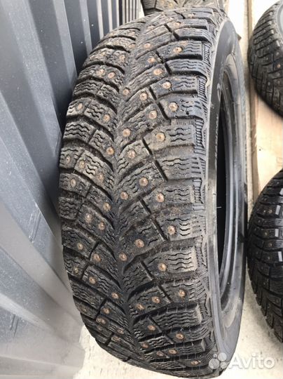 Michelin X-Ice North 4 195/60 R15 92T