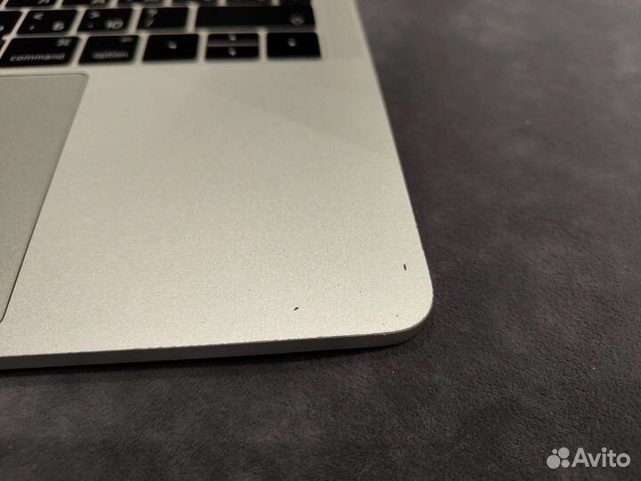 Apple MacBook Pro 13 2016 touch bar