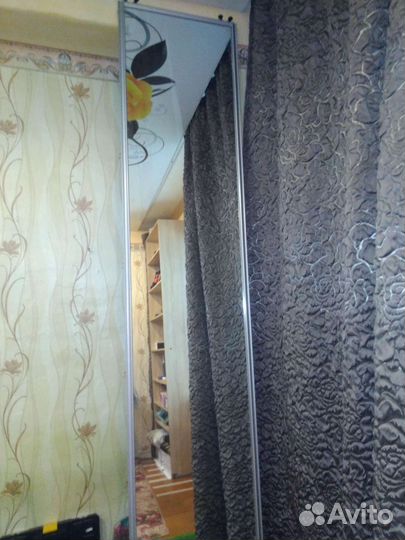 Дверь с зеркалом от шкафа купе