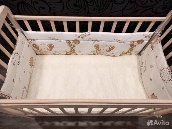 Детская кроватка