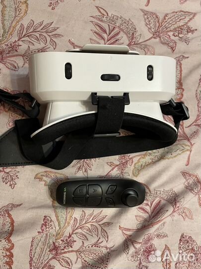 Vr очки и геймпад