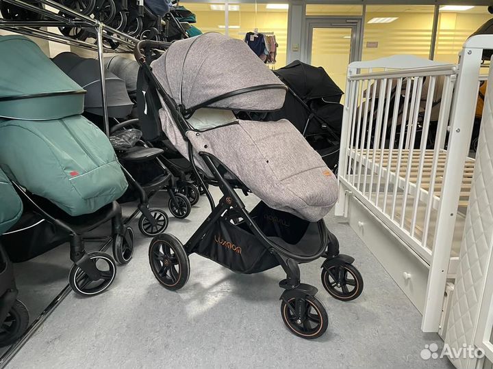 Прогулочная коляска Luxmom 609