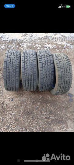 Dunlop D87M 225/60 R18