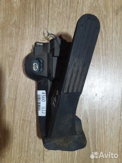 Педаль газа Volkswagen Golf 6 caxa 1.4 2010