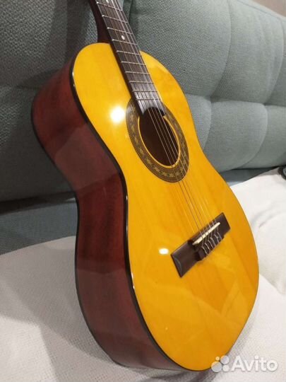 Классическая гитара 3/4