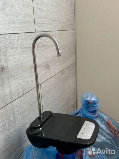 Помпа для воды новая