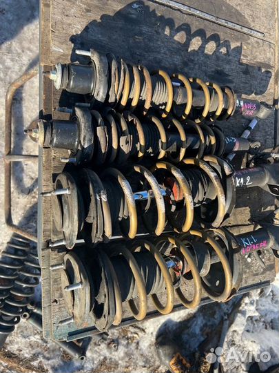 Стойка Toyota Bb NCP35