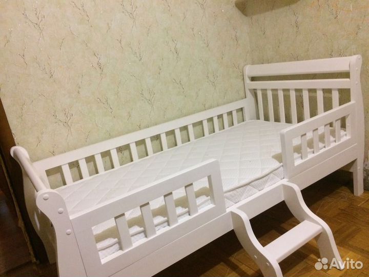 Детская деревянная кровать Машенька