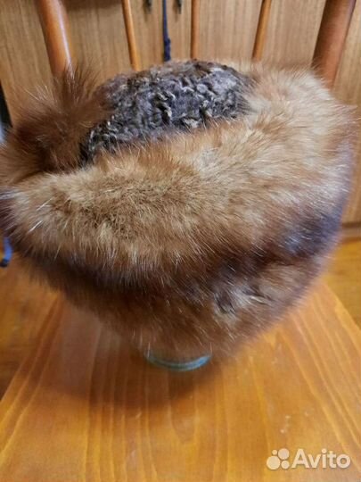 Шапка женская соболь с каракулем