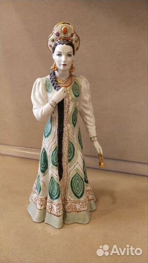 Фарфоровые статуэтки хозяйка медной горы