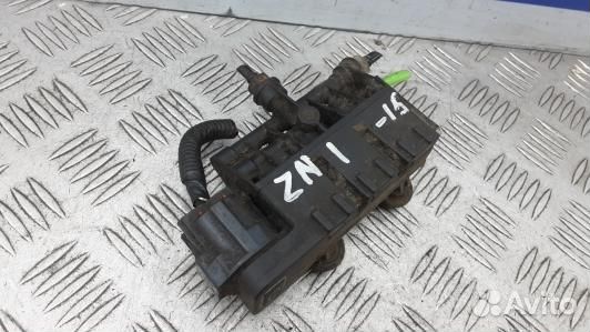 Клапан пневмоподвески land rover discovery 3 (ZNI1