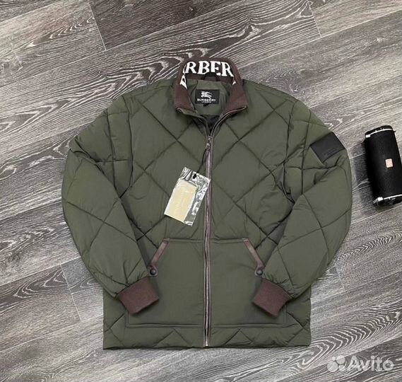 Весенний стиль: куртка Burberry для вас