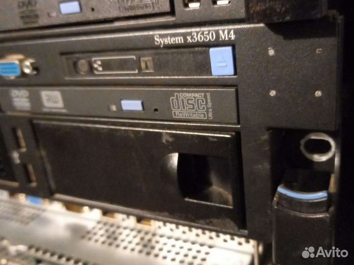 Серверный корпус IBM x3650 M4