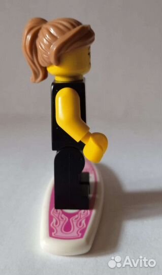 Lego minifigures минифигурка лего серфингистка