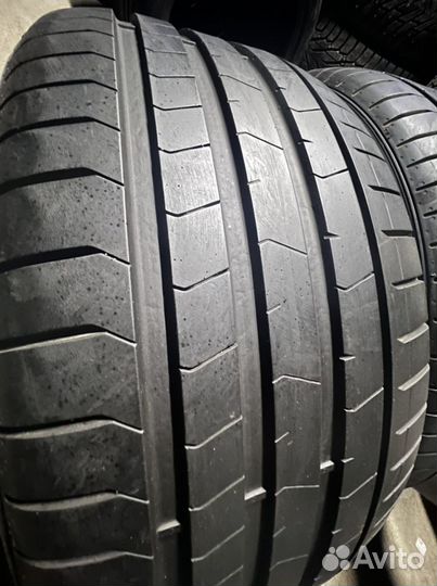 Pirelli P Zero Luxury Saloon 265/40 R20