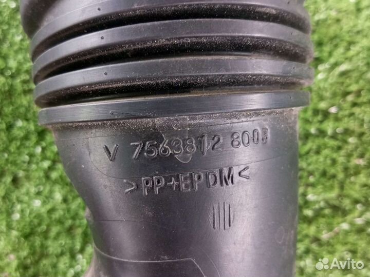 Патрубок воздушного фильтра Peugeot 308 1.6 ep6