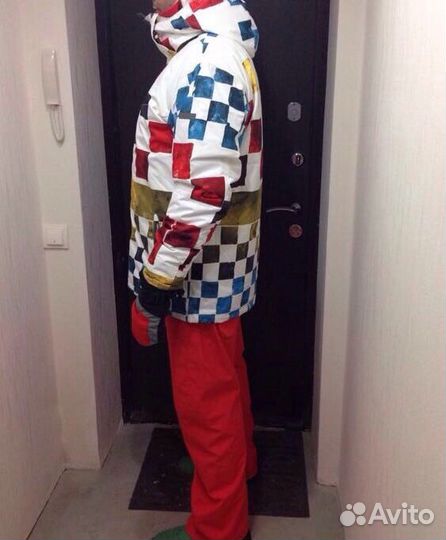 Сноубордический костюм