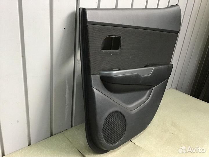 Обшивка двери задней правой Kia RIO 2011-2017