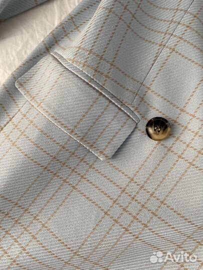 Reserved костюм женский