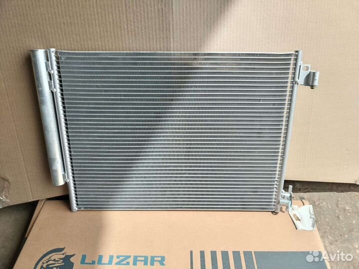 Радиатор кондиционера Renault Logan 2 Sandero 2